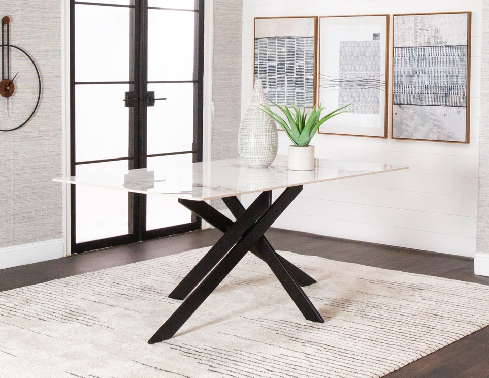 G5479 Nero Table- Black Pedestal